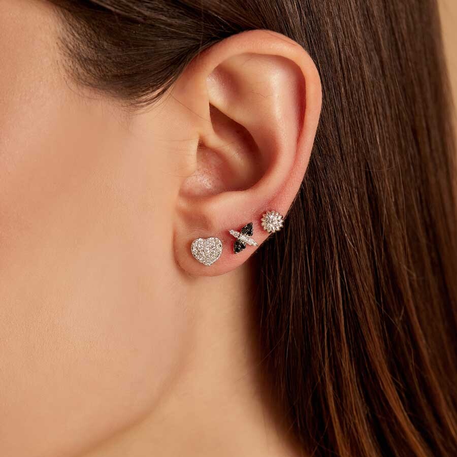 0.16 CT Siyah Pırlanta Taşlı Beyaz Altın Tek Küpe