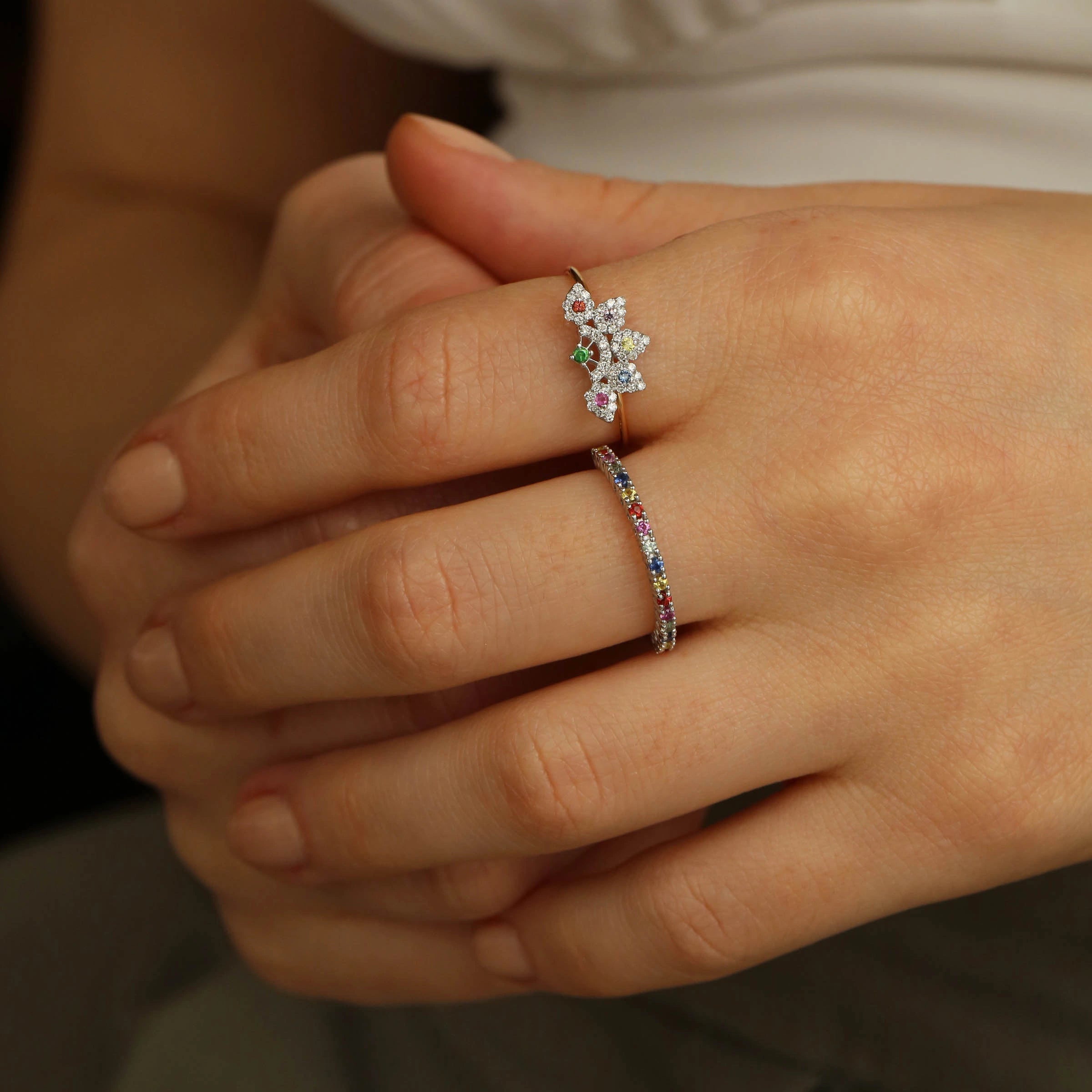 0.27 CT Multicolor Safir Taşlı Yarımtur Beyaz Altın Yüzük