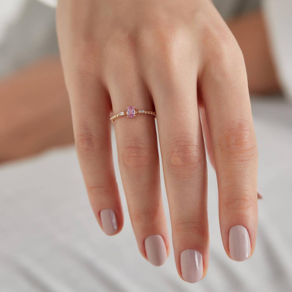 0.31 CT Pink Safir ve Baget Pırlanta Taşlı Rose Altın Yüzük - Tufanlar Kuyumculuk