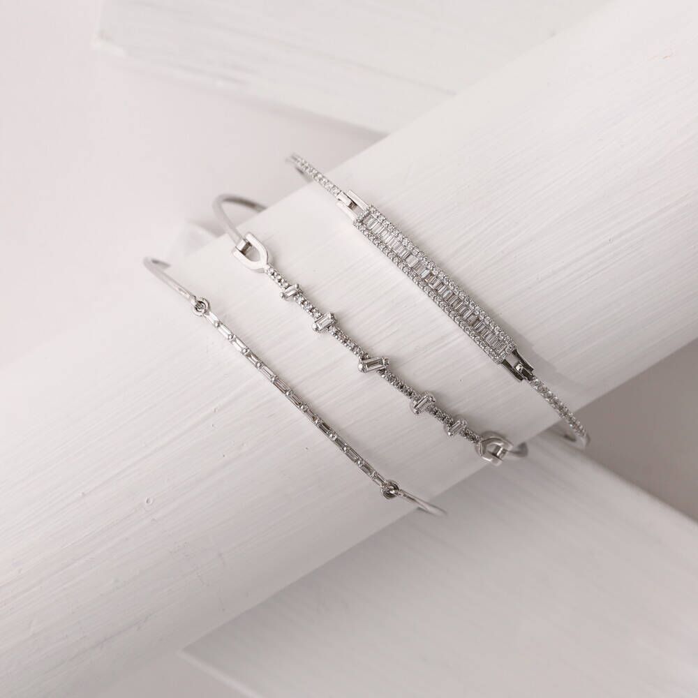 0.33 CT Baget Kesim Pırlanta Taşlı Beyaz Altın Bileklik