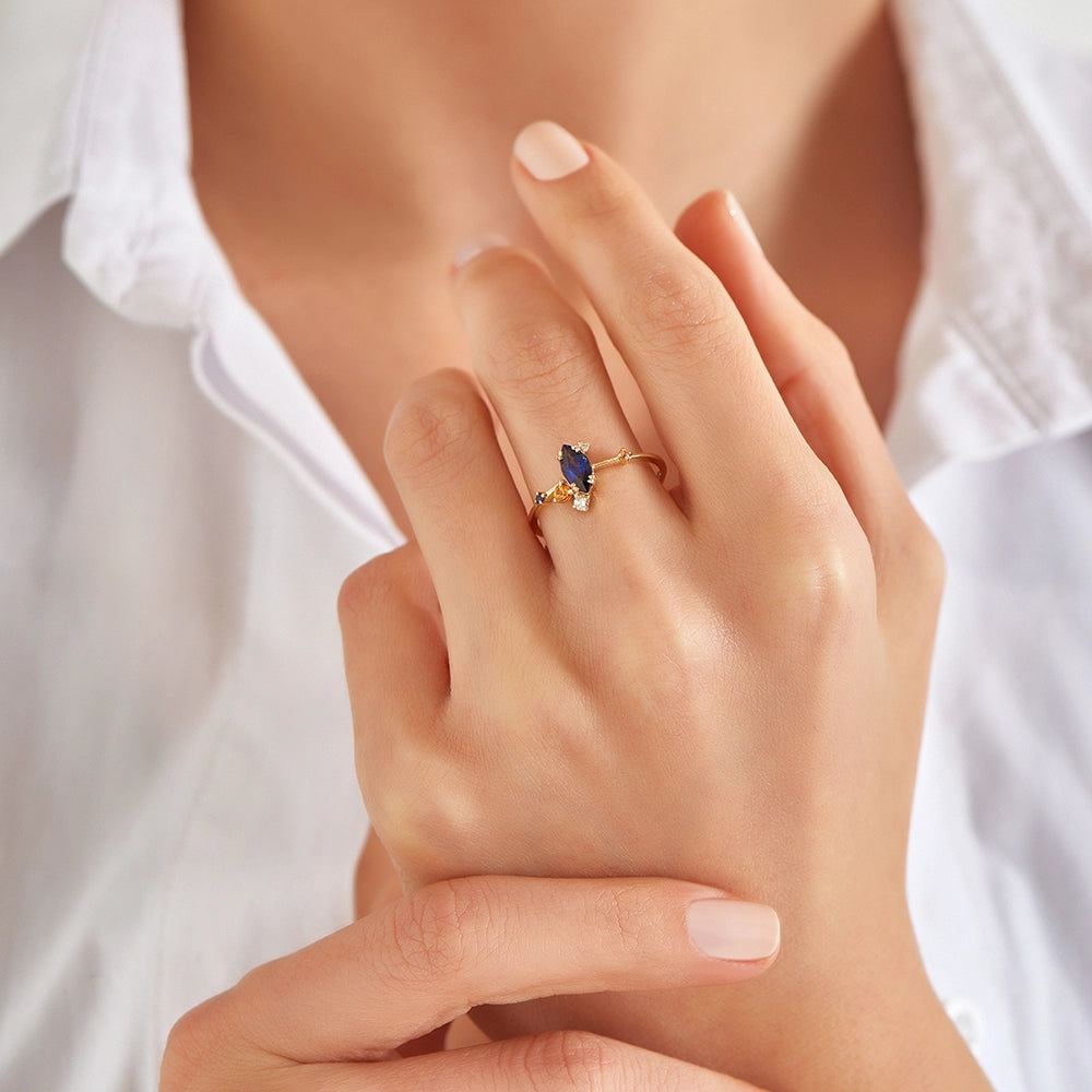 0.77 CT Pırlanta ve Multicolor Safir Taşlı Sarı Altın Yüzük