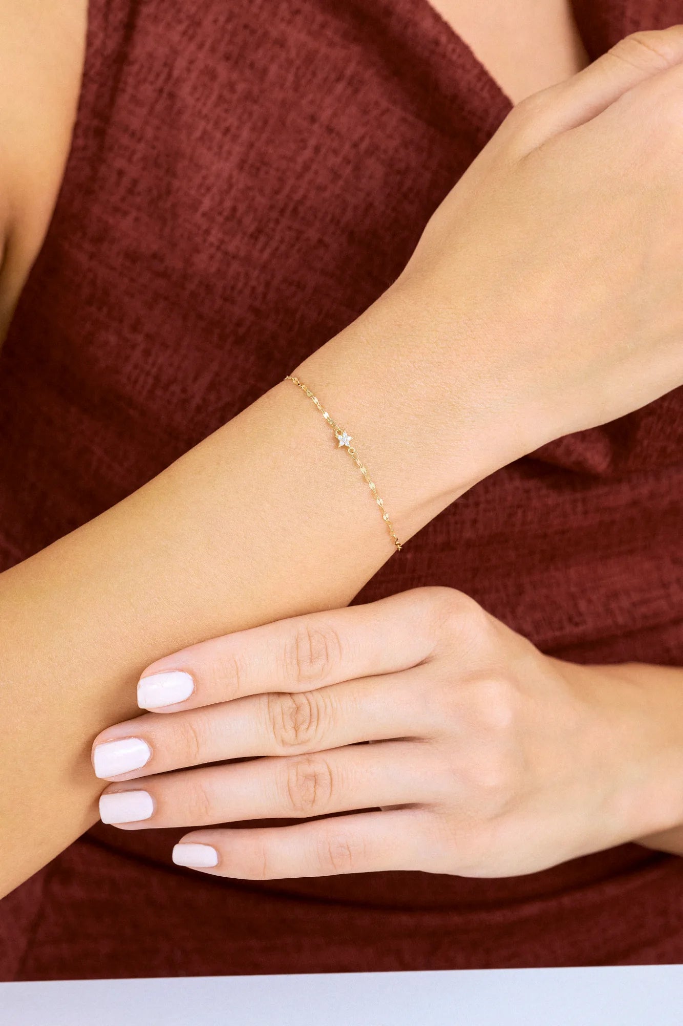 14 Ayar Altın Taşlı Yıldız Bileklik