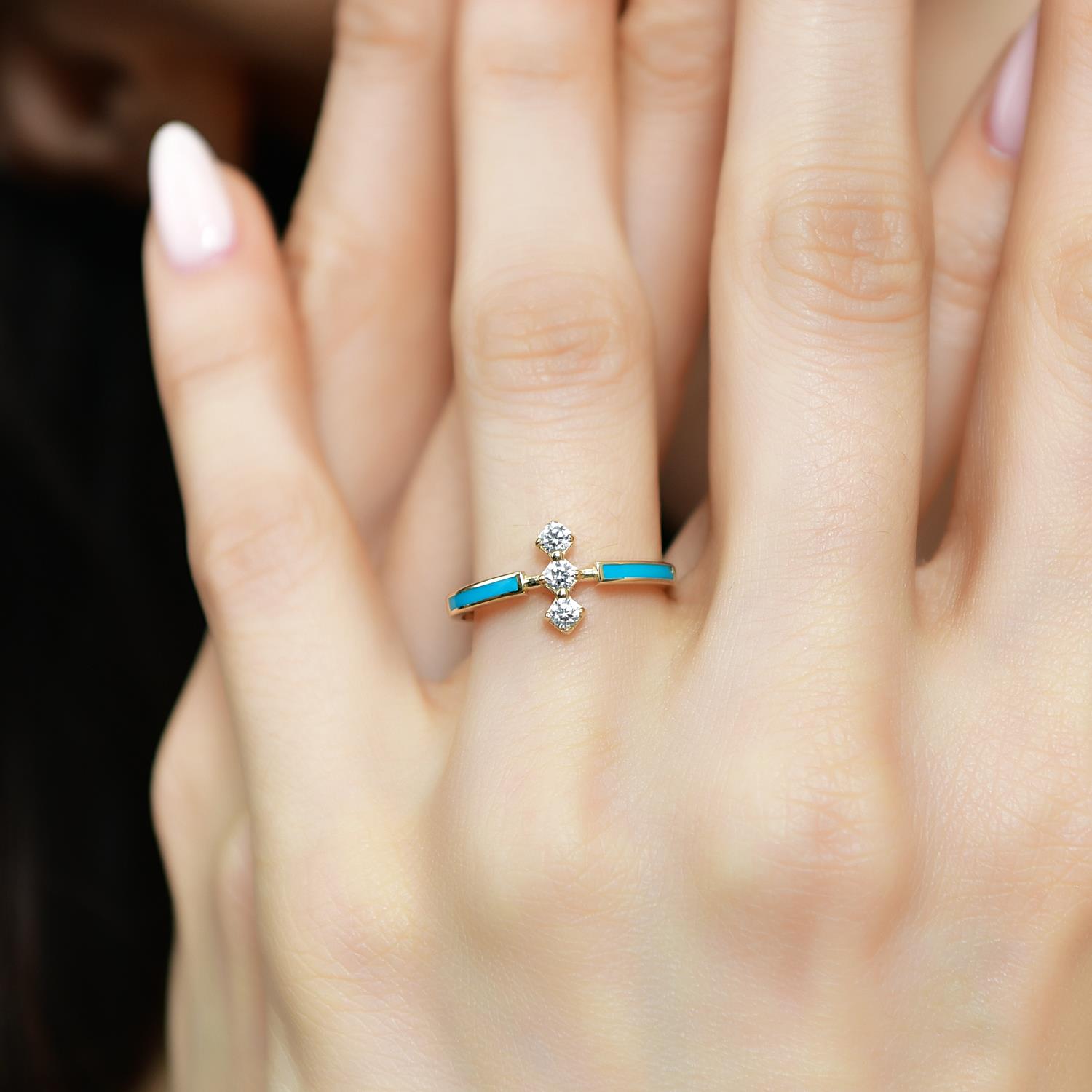 14 Ayar Altın Renkli Mineli Taşlı Yüzük