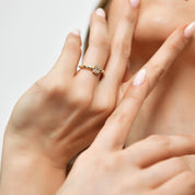 Göz Alıcı 14 Ayar Altın Baget Yüzük