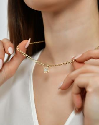 14 Ayar Altın Baget Taş Detaylı Kolye