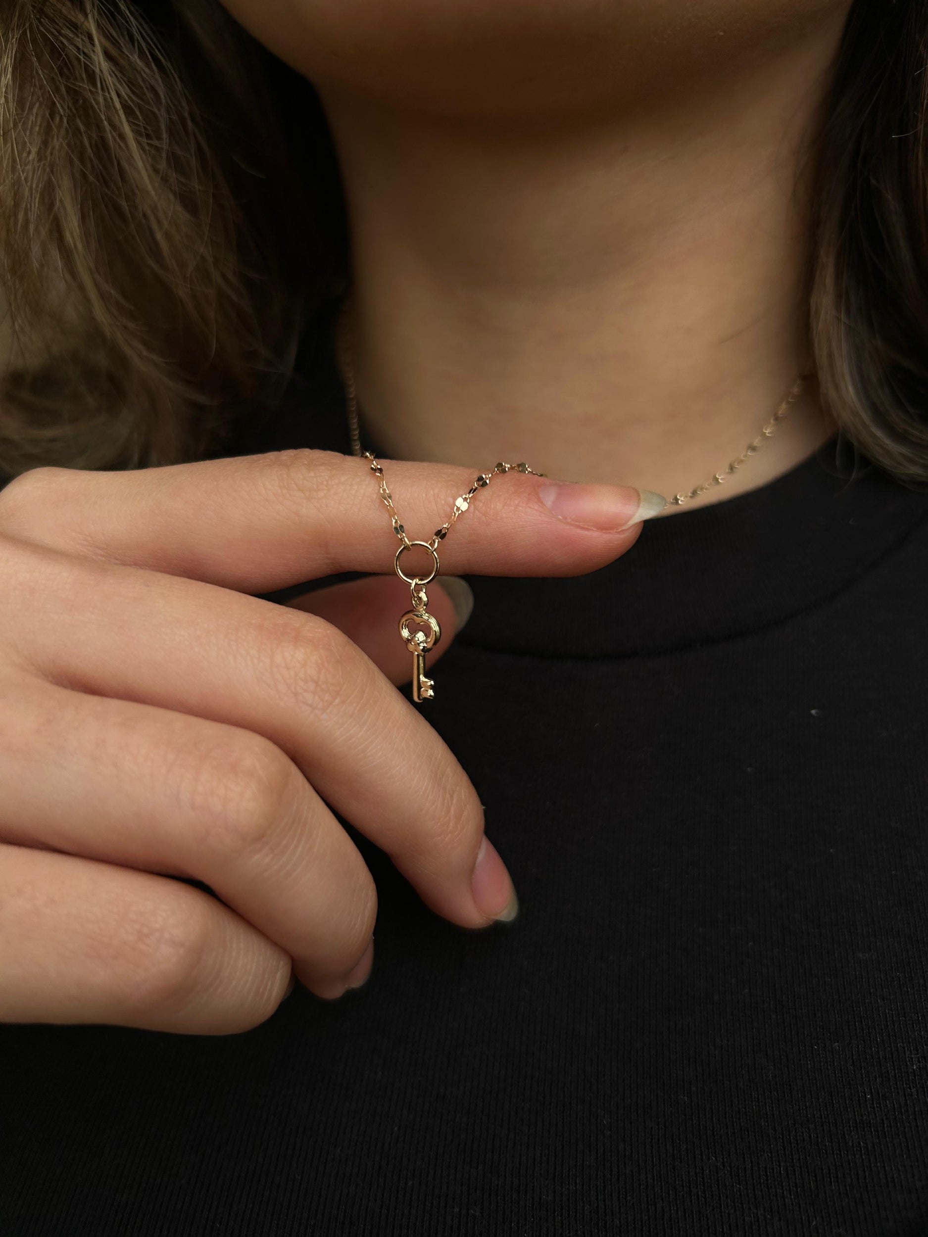 Kelebek Zincir Kilit Kolye