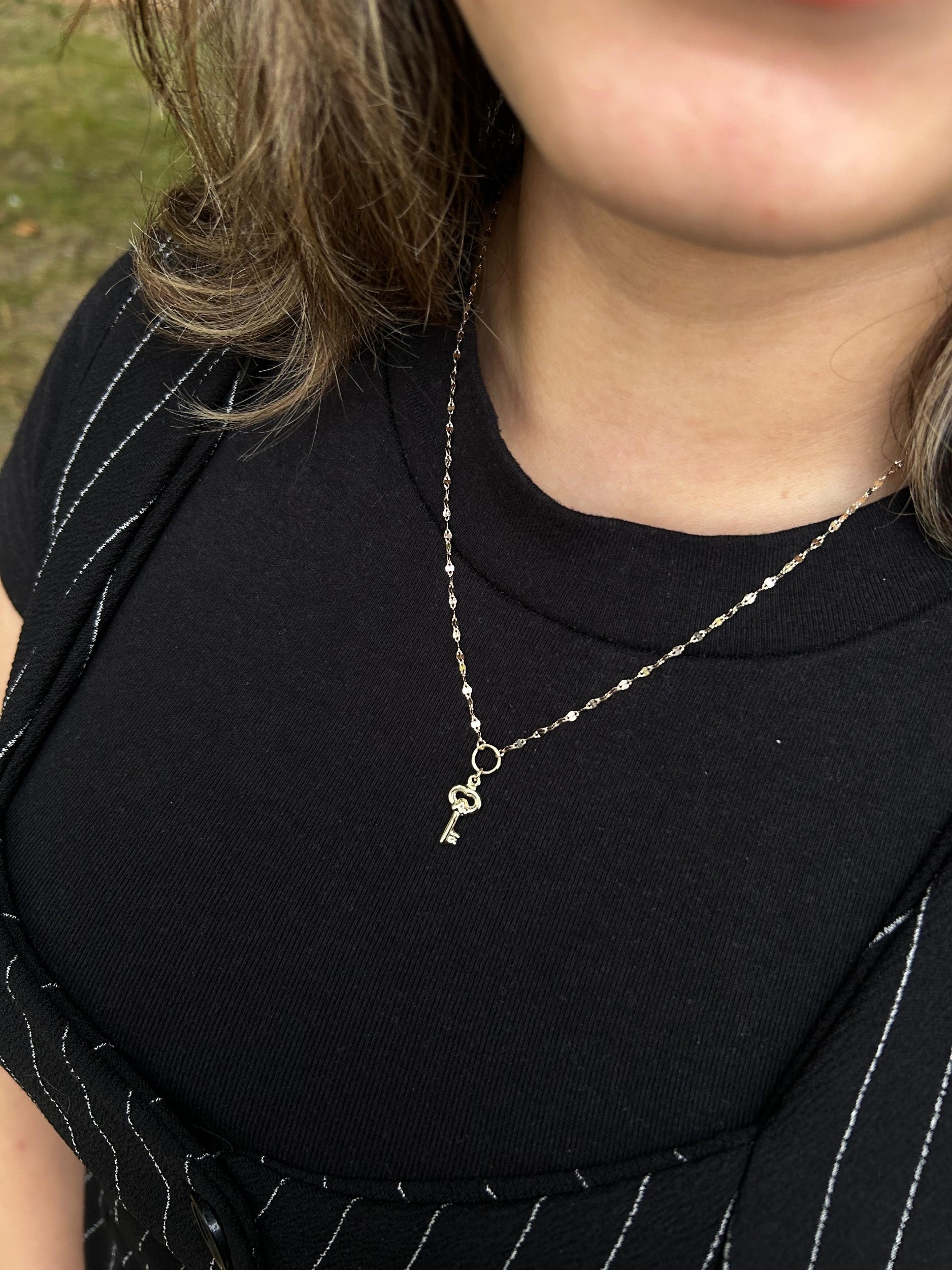 Kelebek Zincir Kilit Kolye