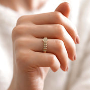 14 Ayar Taşlı Altın Yüzük