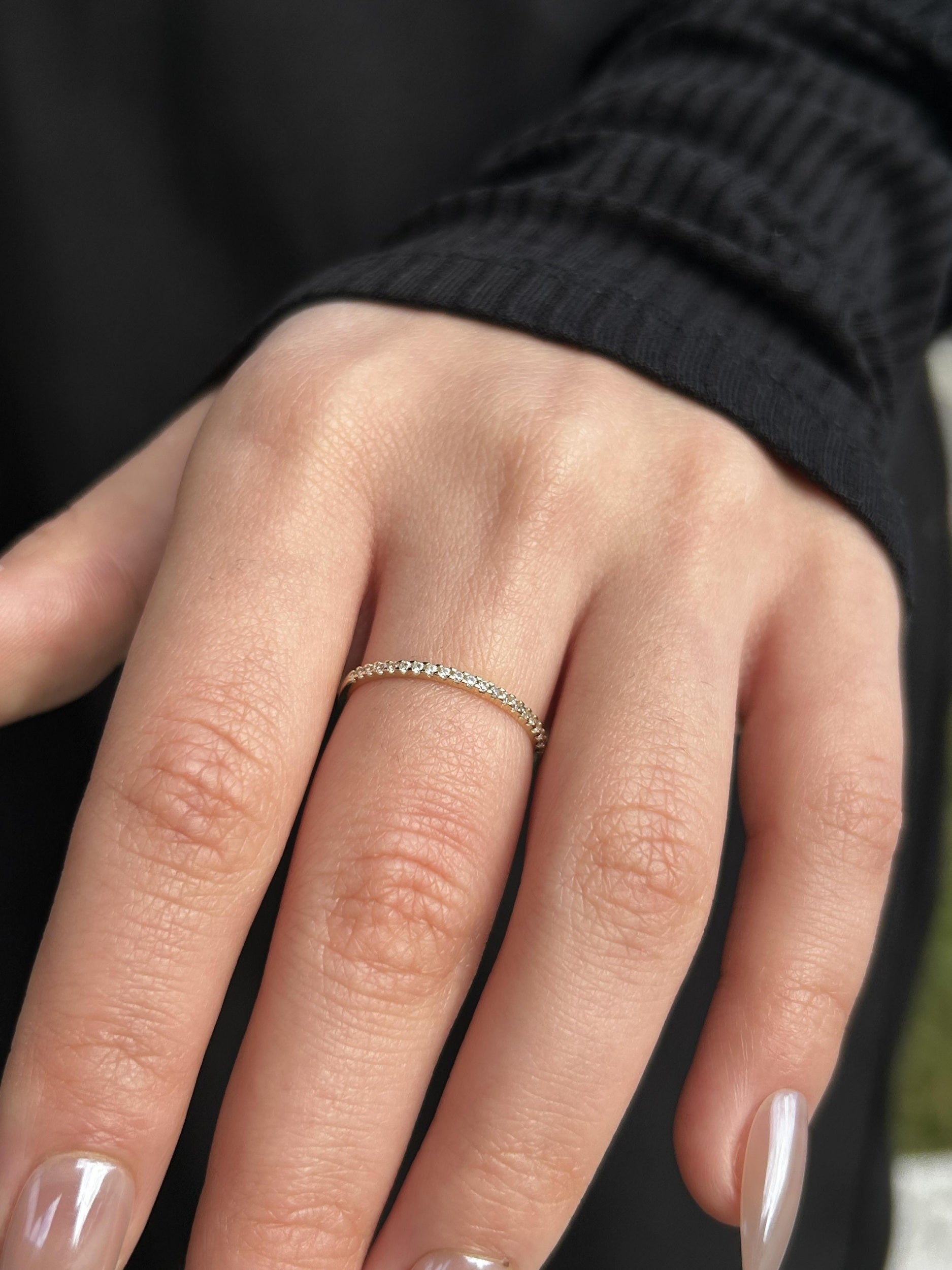 14 Ayar Altın Yarımtur Taşlı Yüzük