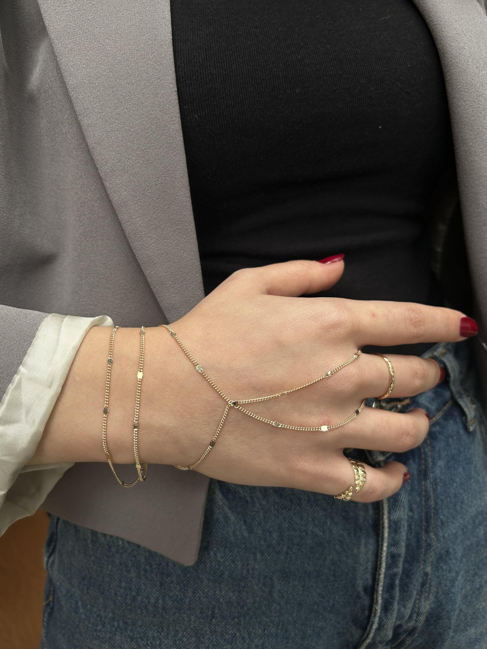 Altın Aynalı Zincirli Şahmeran