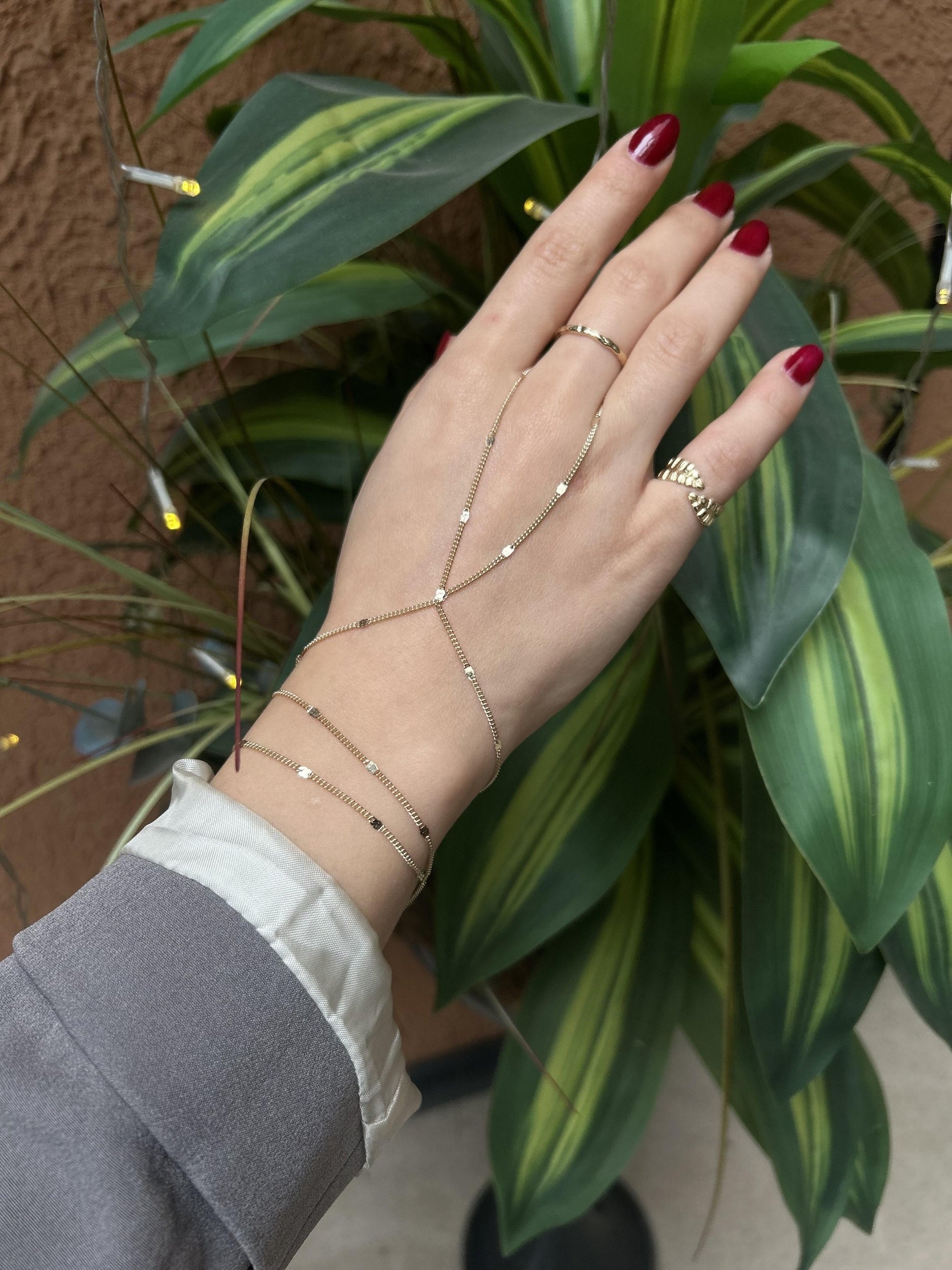 Altın Aynalı Zincirli Şahmeran