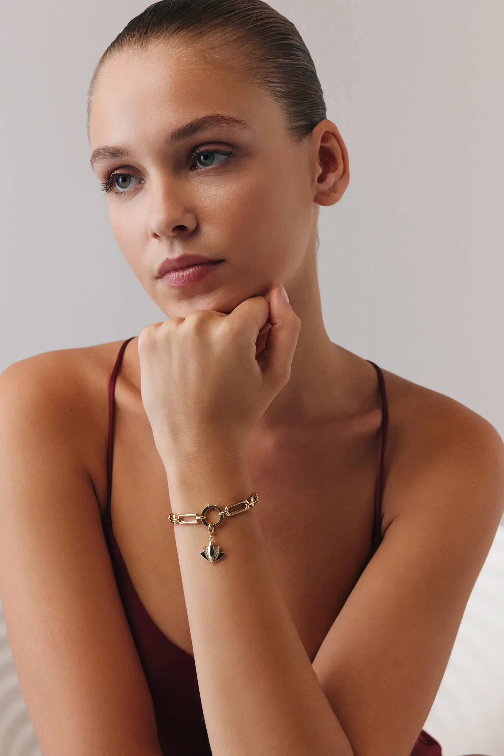 Lotus Charm Bileklik