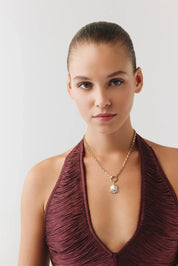 Altın Mavi Lotus Charm Kolye