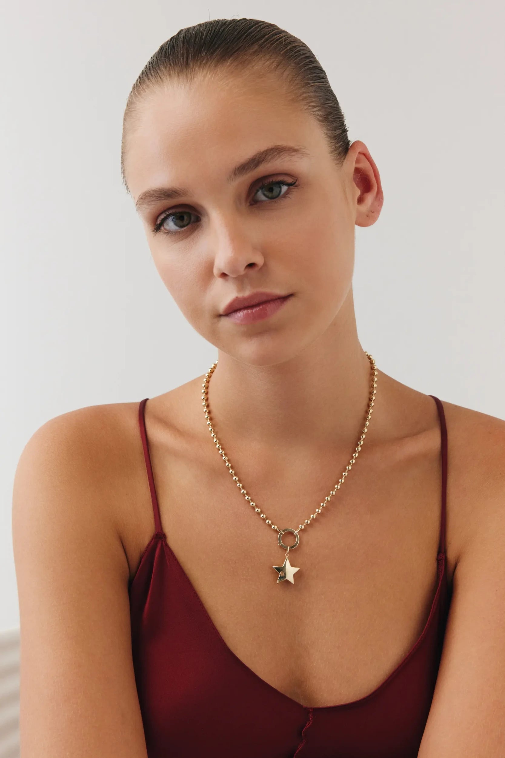 Top Zincir Yıldız Charm Kolye