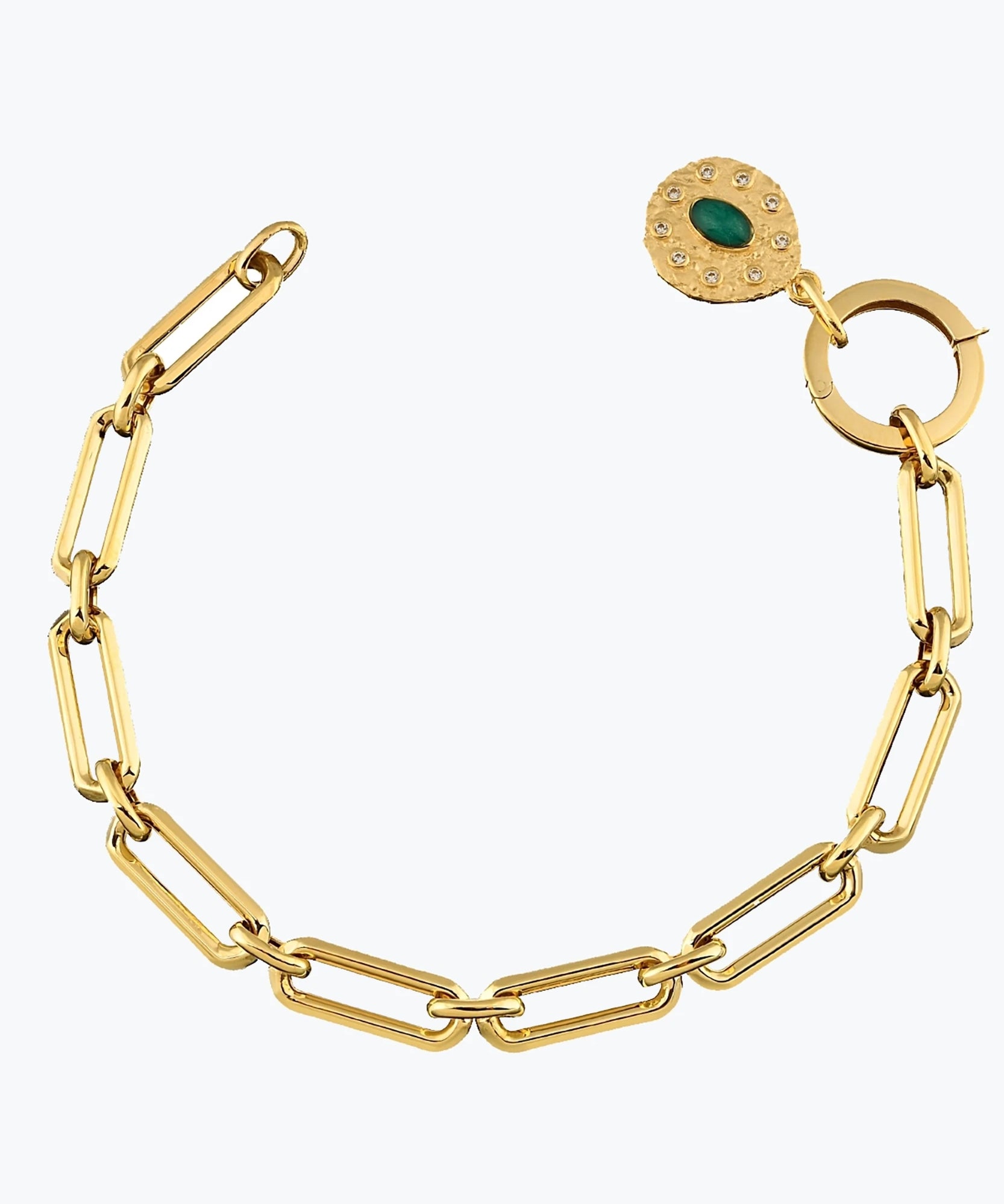 0002910_oval-yesil-tasli-asimetrik-madalyon-uclu-charm-bileklik.webp