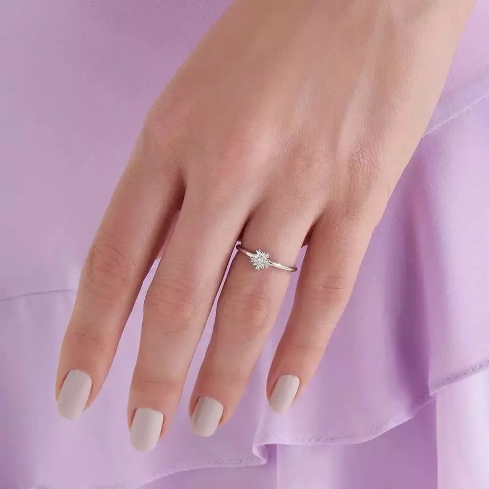 0.11 CT Baget Pırlanta Taşlı Beyaz Altın Minimal Yüzük