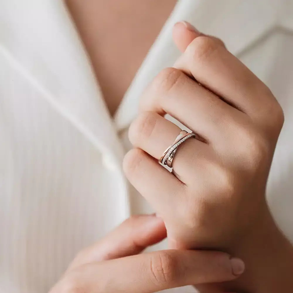 0.17 CT Pırlanta Taşlı Sarmal Alyans Yüzük