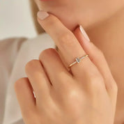 0.27 CT Baget Pırlanta Taşlı Sarı Altın Yüzük