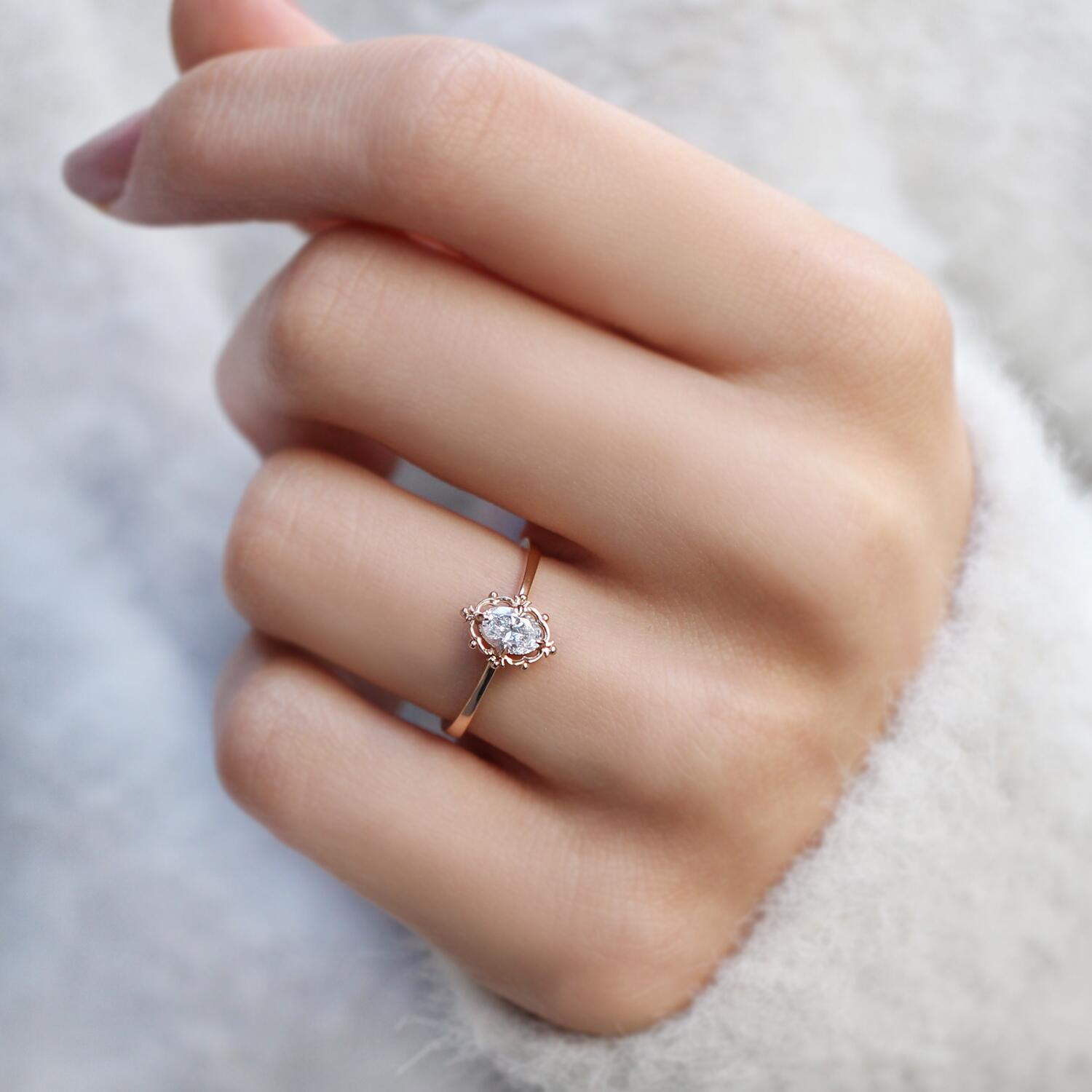 0.30 CT D VS2 HRD Sertifikalı Vintage Aria Pırlanta Yüzük