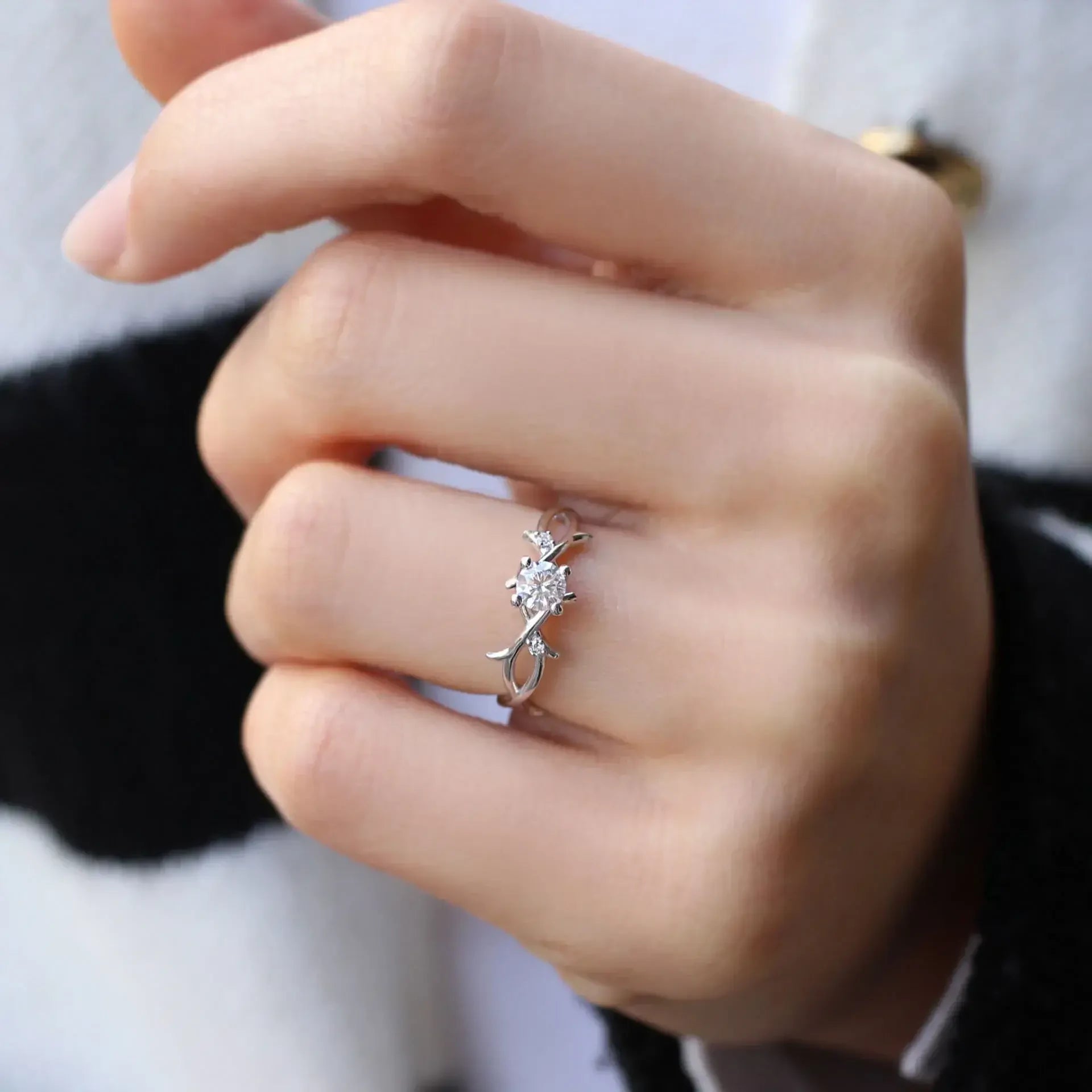 0.32 CT Özel Tasarım Pırlanta Dal Tektaş Yüzük