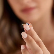 0.35 CT Damla Kesim Pırlanta ve Safir Taşlı Rose Altın Yüzük