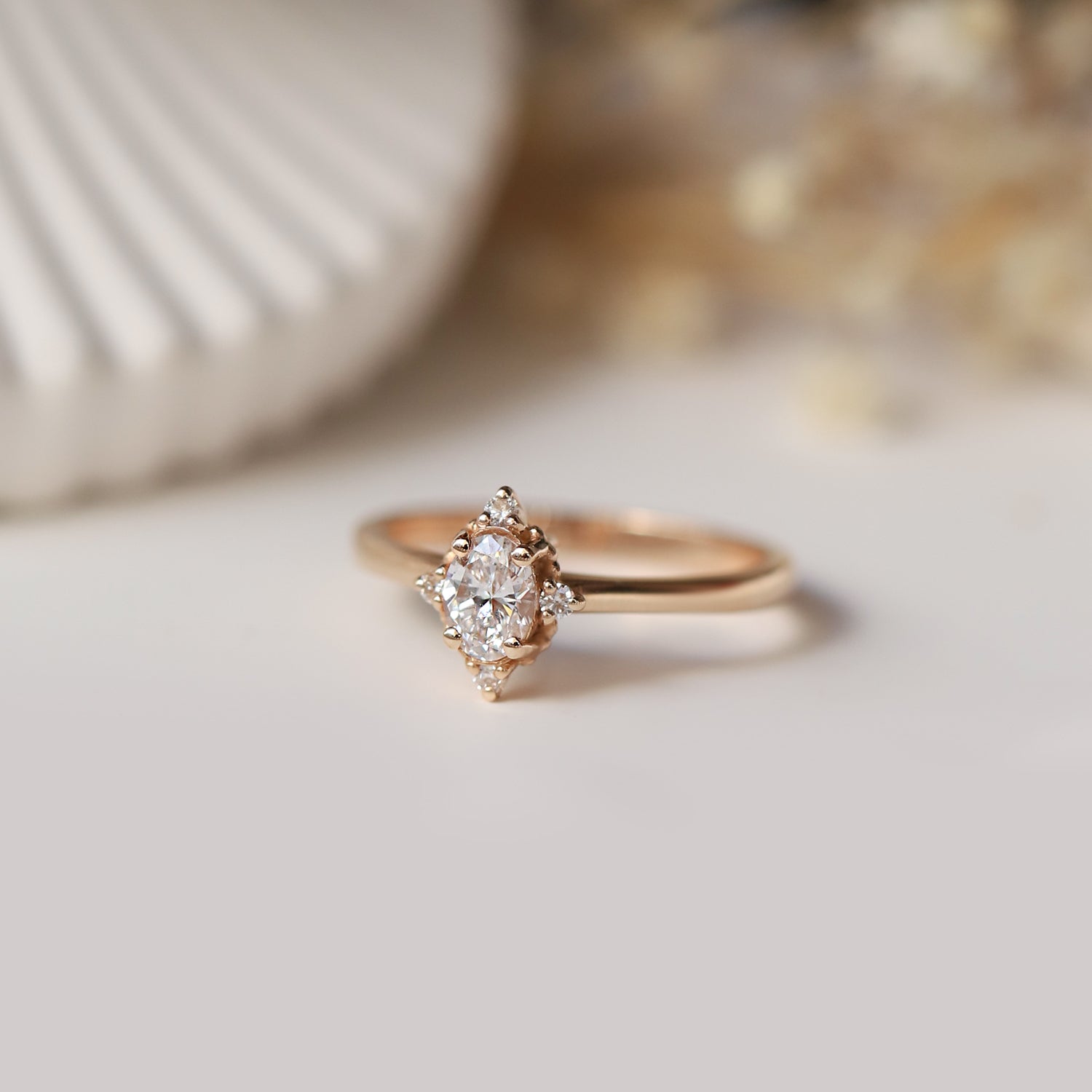 0.35 CT Özel Tasarım Mini Selius Pırlanta Yüzük