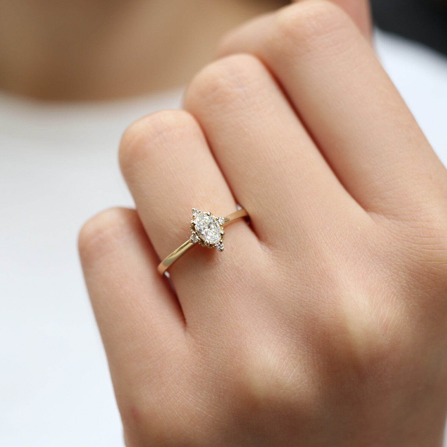 0.35 CT Özel Tasarım Mini Selius Pırlanta Yüzük