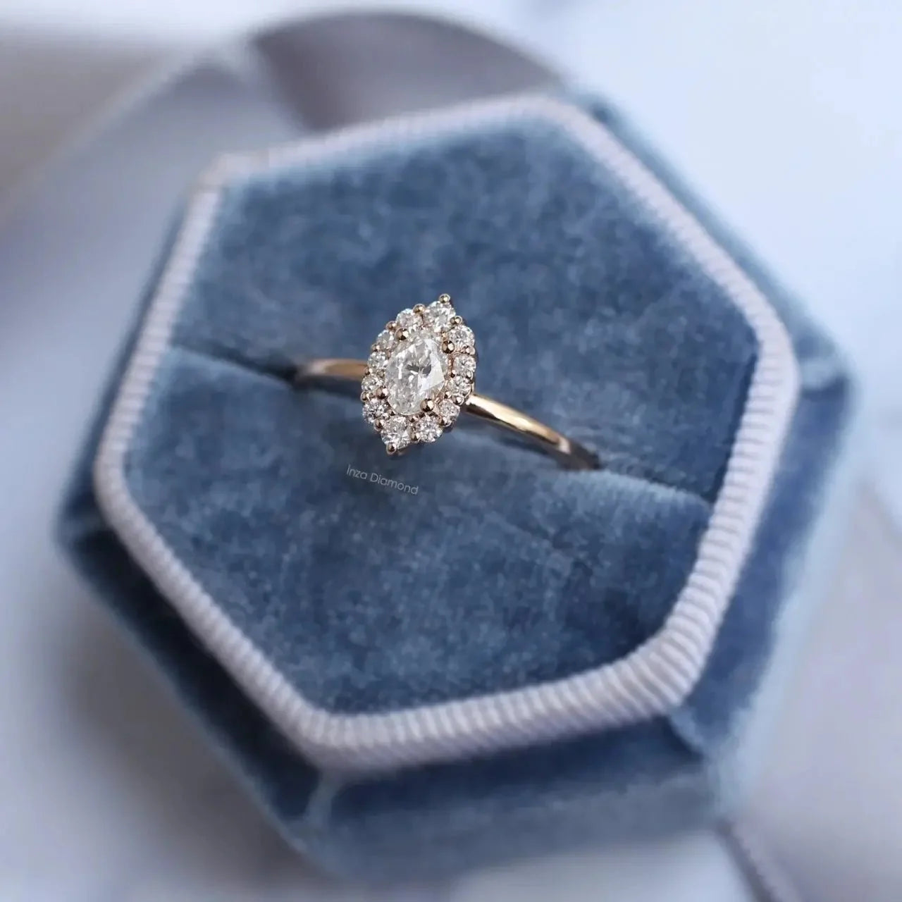 0.35 Karat Vintage Oval Lina Tasarım Pırlanta Yüzük