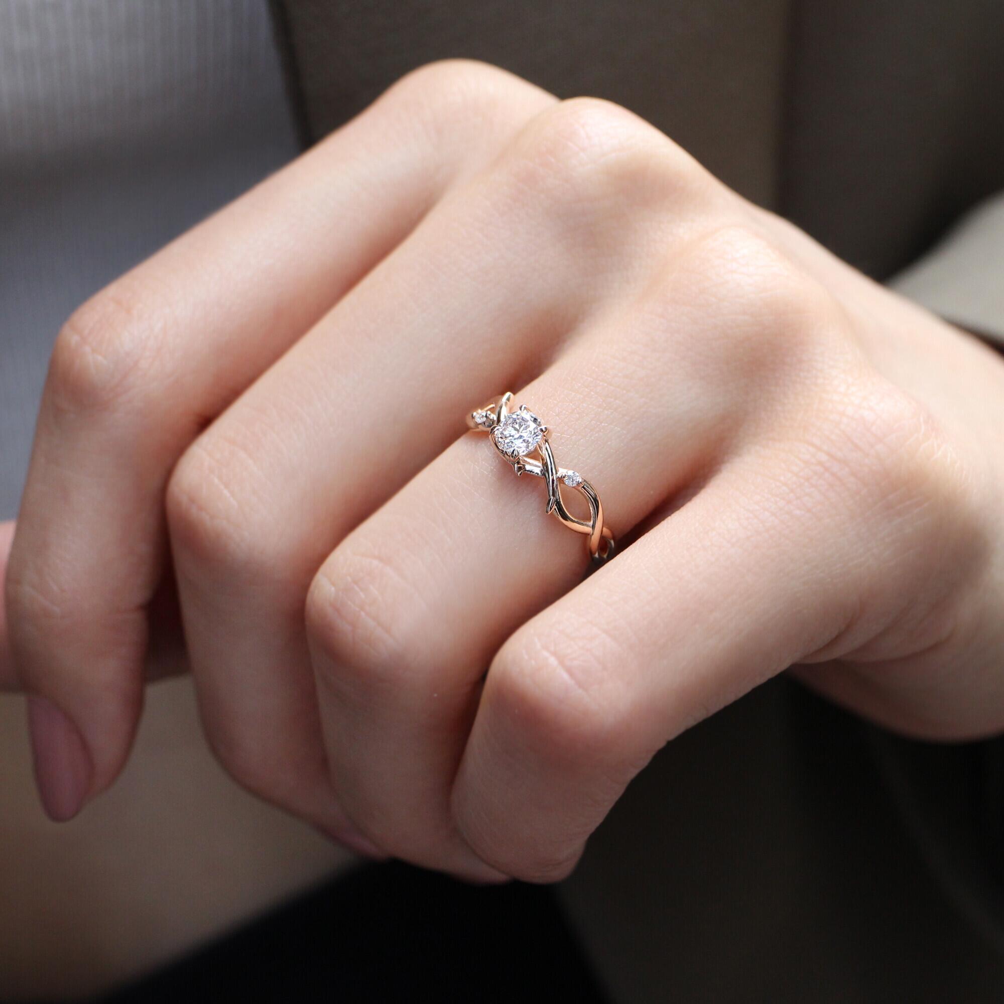 0.37 CT Özel Tasarım Pırlanta Dal Tektaş Yüzük