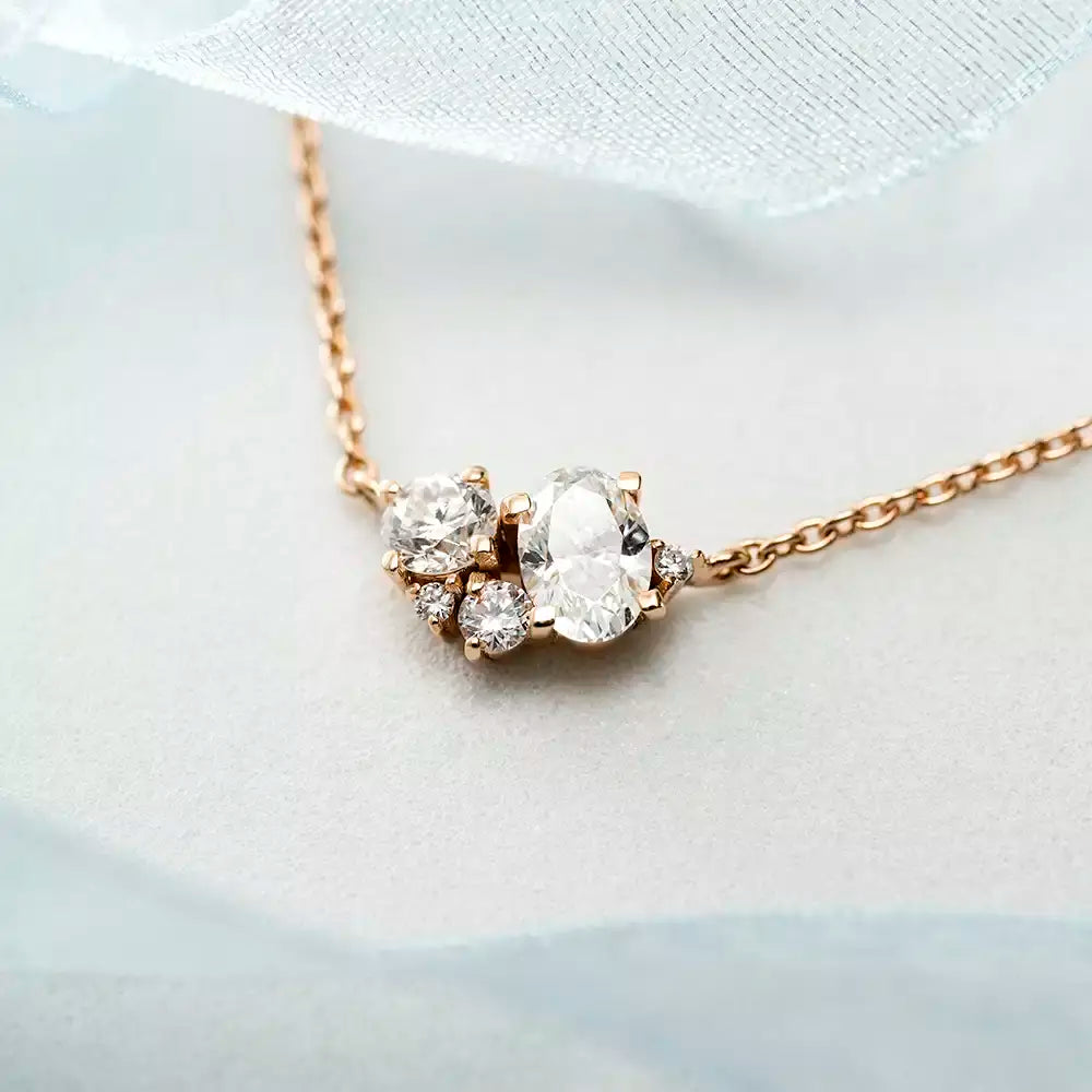 0.38 CT Pırlanta Taşlı Rose Altın Kolye