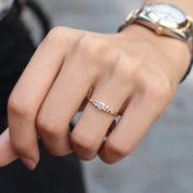 0.38 CT Vintage Özel Tasarım Asimetri Pırlanta Tektaş Yüzük