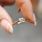 0.40 Karat Özel Tasarım Kalp Pırlanta Yüzük