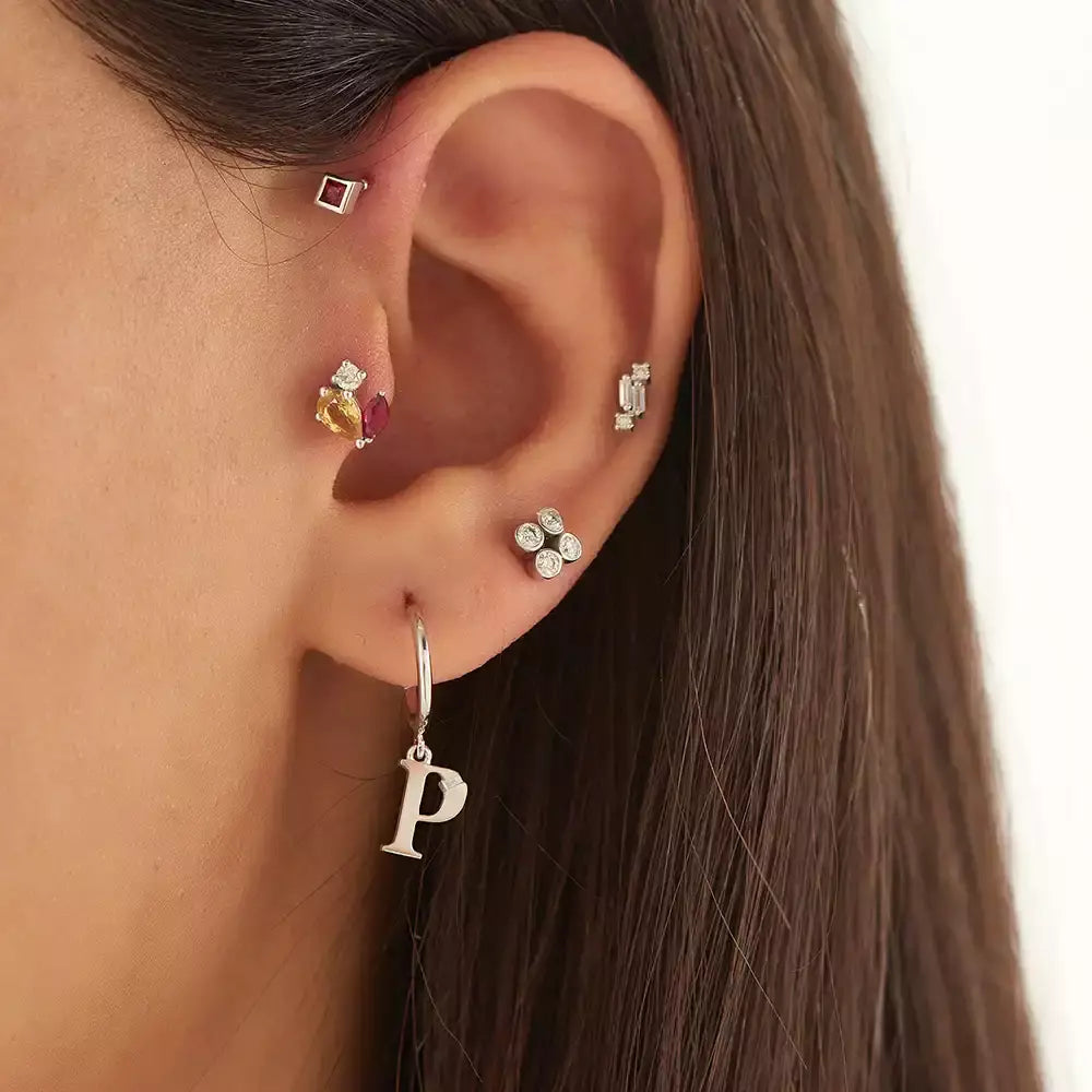 0.42 CT Multicolor Safir ve Yakut Taşlı Beyaz Altın Piercing