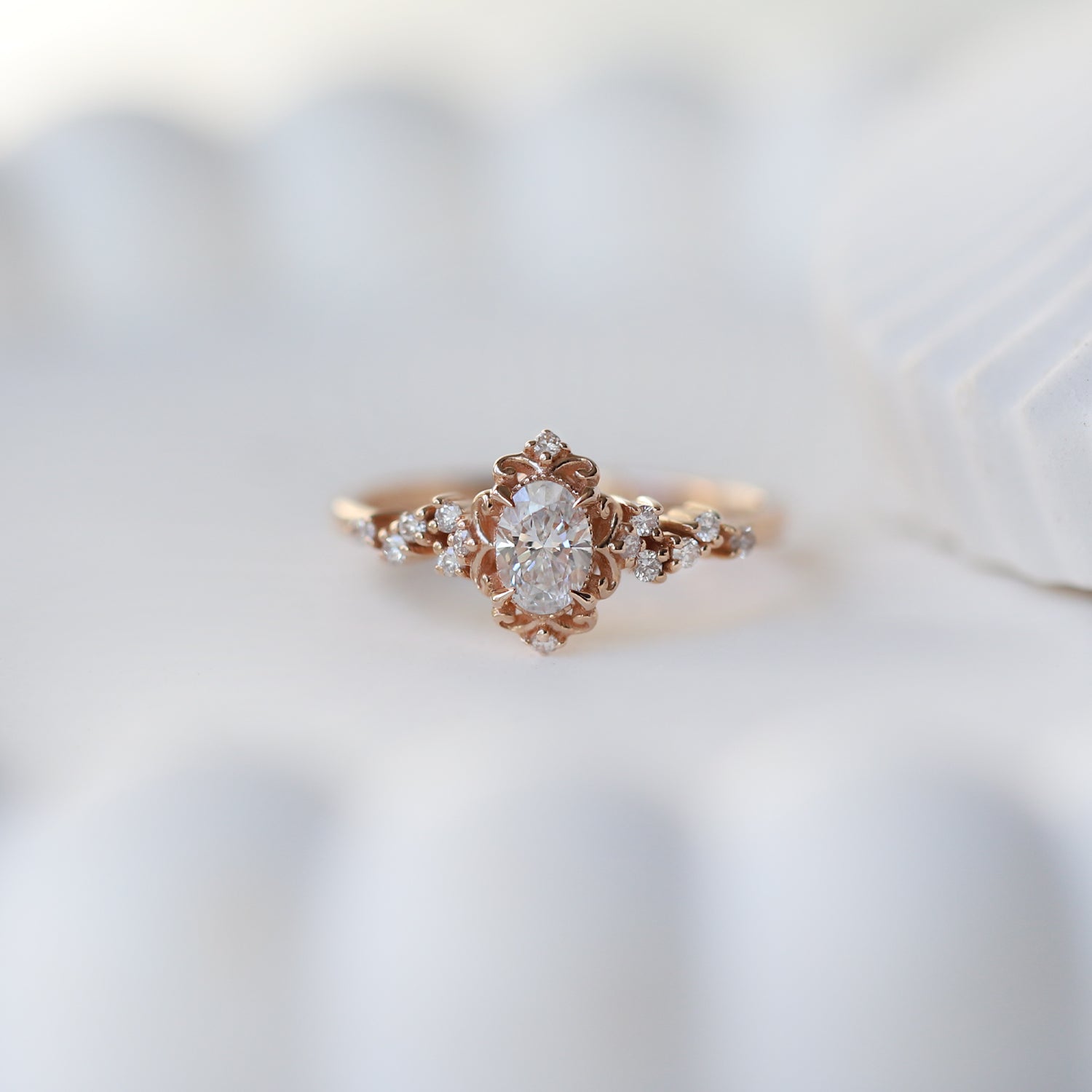 0.45 CT Vintage Emma Asimetri Pırlanta Yüzük