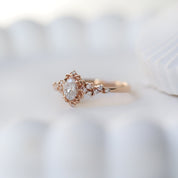 0.45 Karat Vintage Emma Asimetri Pırlanta Yüzük