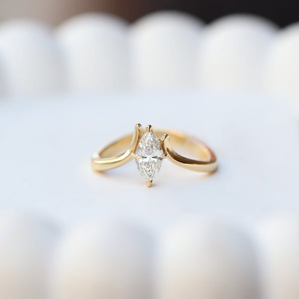 0.50 Karat Özel Tasarım Markiz Pırlanta Tektaş Yüzük