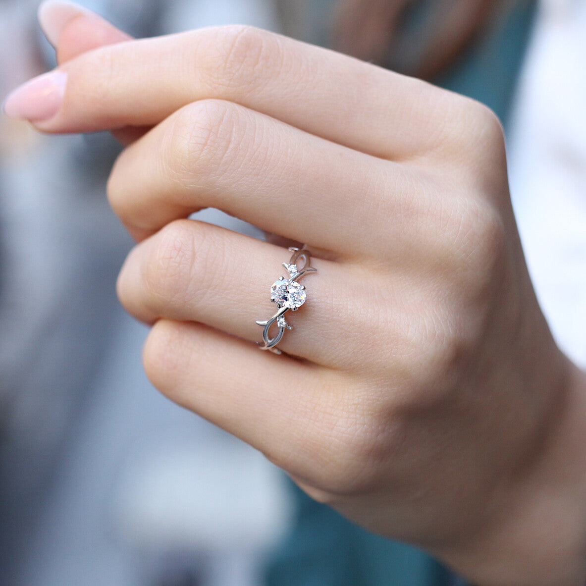 0.52 Karat Özel Tasarım Pırlanta Dal Tektaş Yüzük