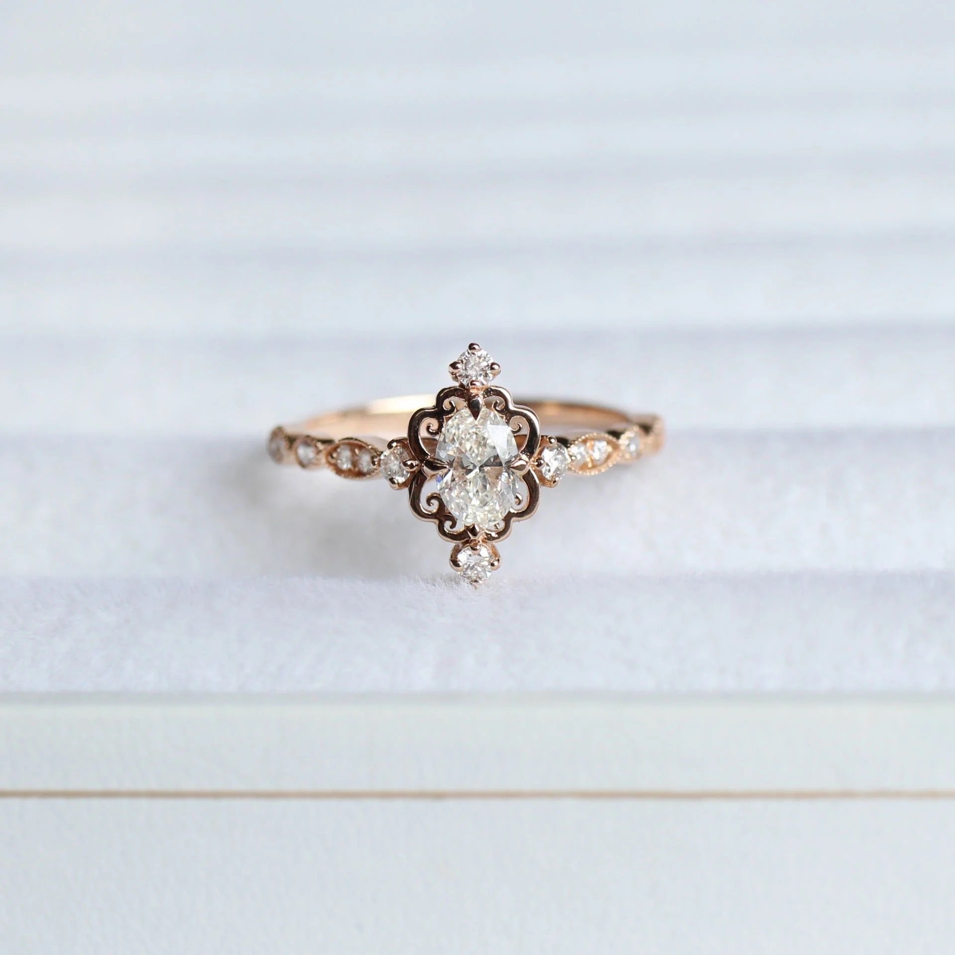 0.60 Karat Vintage Mia Tasarım Pırlanta Yüzük