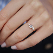 0.60 Karat Vintage Özel Tasarım Asimetri Pırlanta Tektaş Yüzük