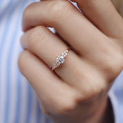 0.60 Karat Vintage Özel Tasarım Asimetri Pırlanta Tektaş Yüzük