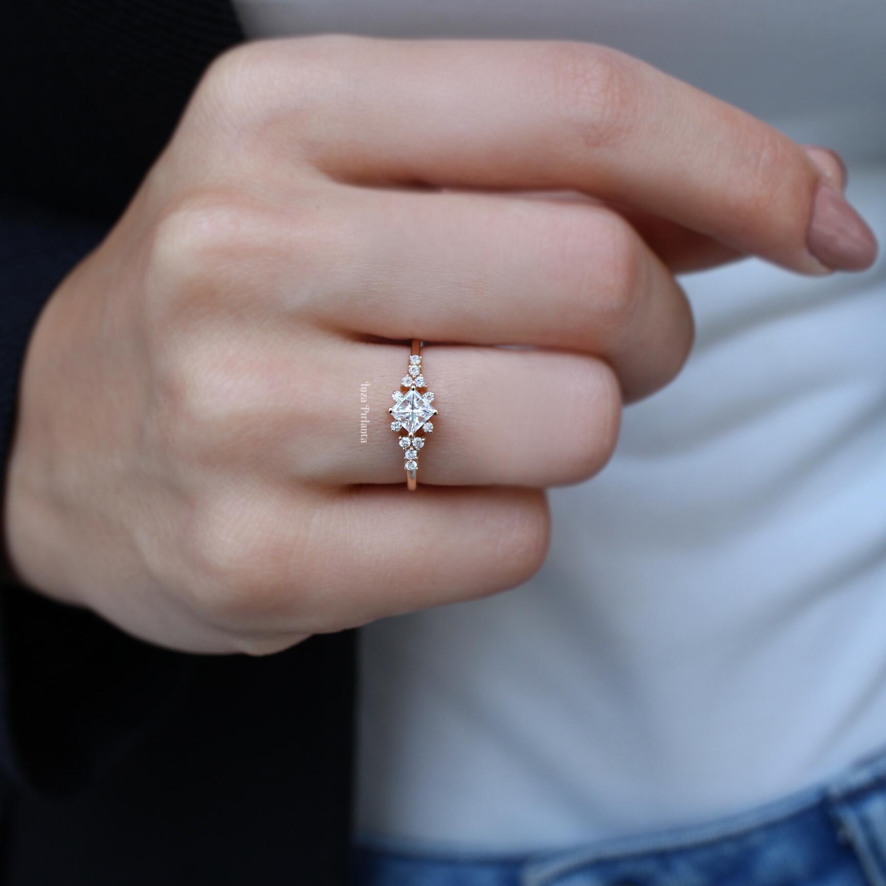 0.65 CT Vintage Pırlanta Prenses Yüzük