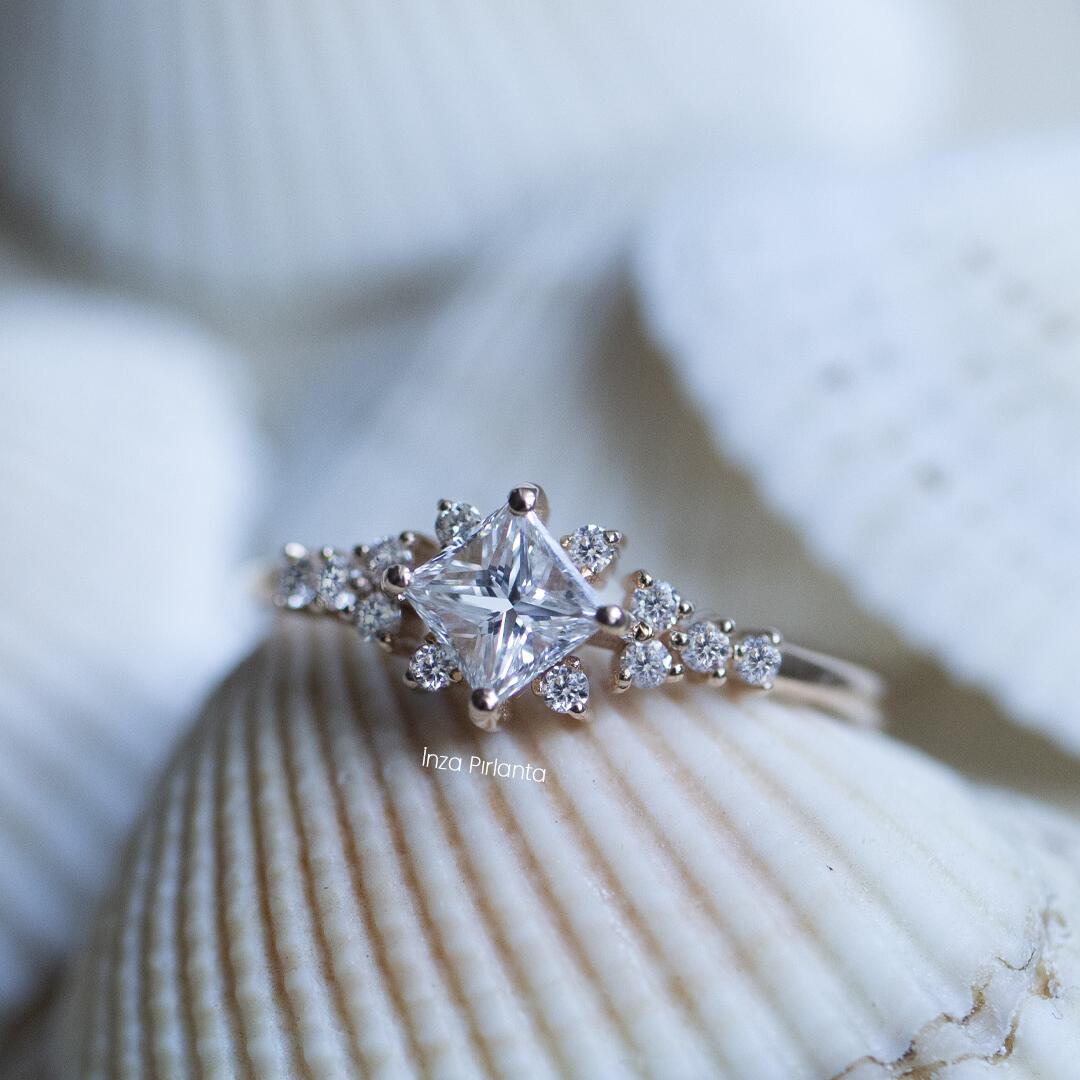 0.65 CT Vintage Pırlanta Prenses Yüzük