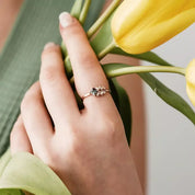 0.68 CT Green Safir ve Baget Pırlanta Taşlı Rose Altın Yüzük