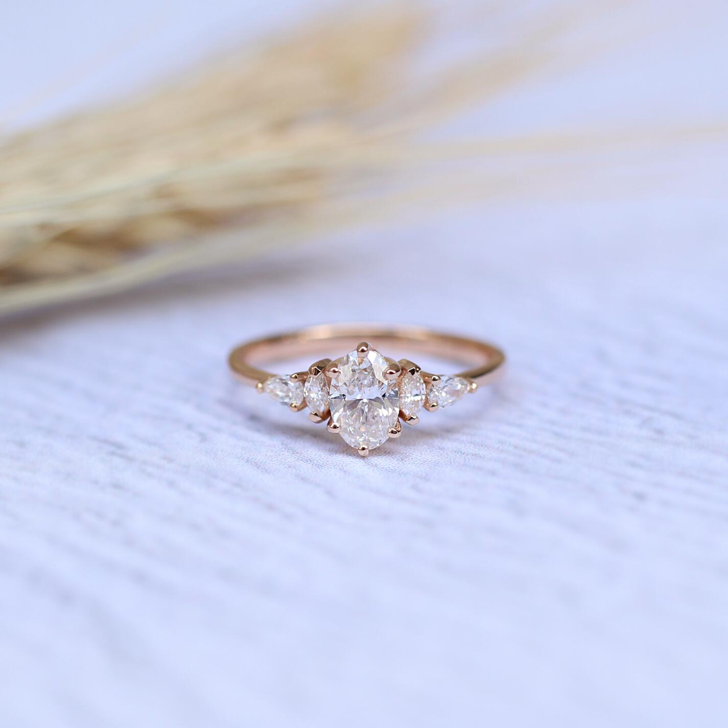 0.80 Karat Vintage Diana Oval Pırlanta Yüzük
