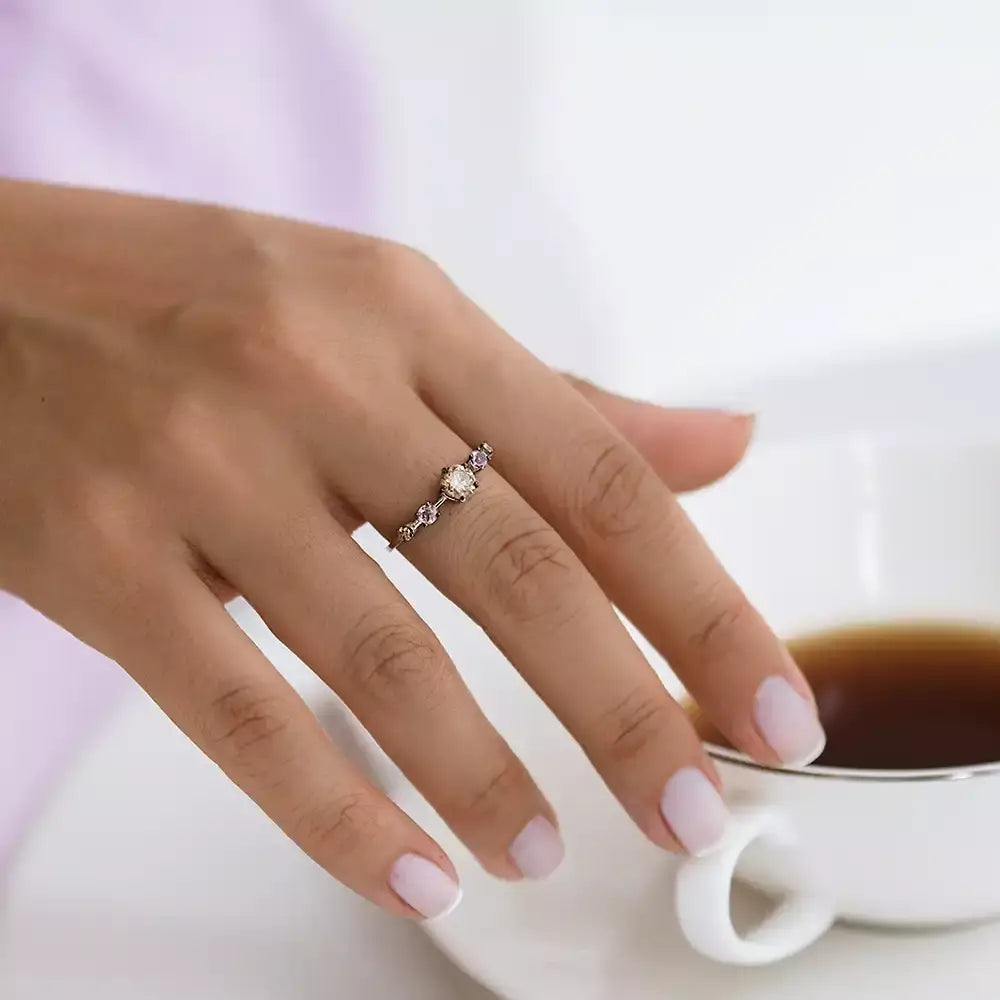 0.85 CT Brown Pırlanta ve Pink Safir Taşlı Beyaz Altın Yüzük