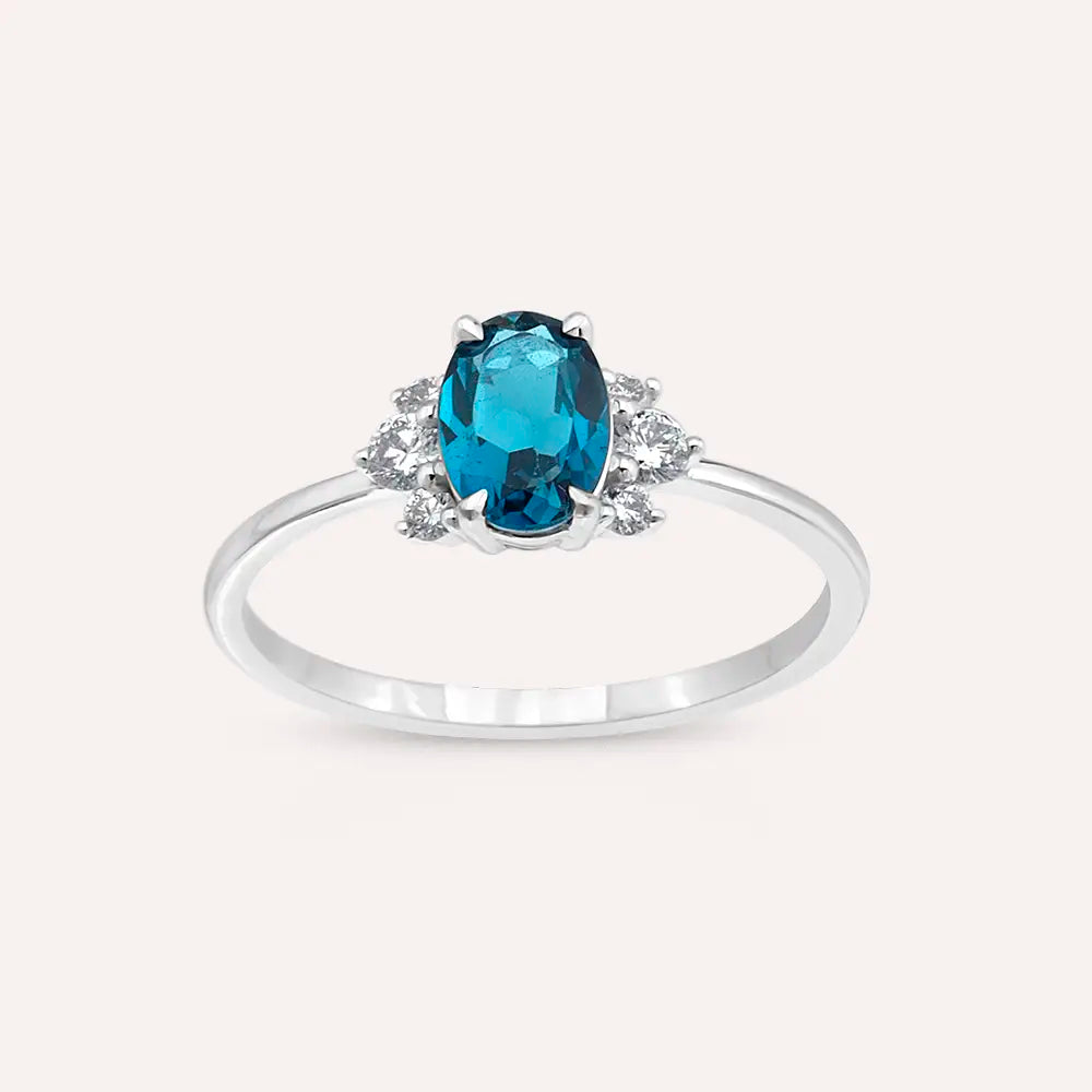 Navy 0.98 CT London Blue Topaz ve Pırlanta Taşlı Beyaz Altın Yüzük