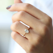 1.00 CT E SI1 GIA Sertifikalı Oval Tektaş Yüzük