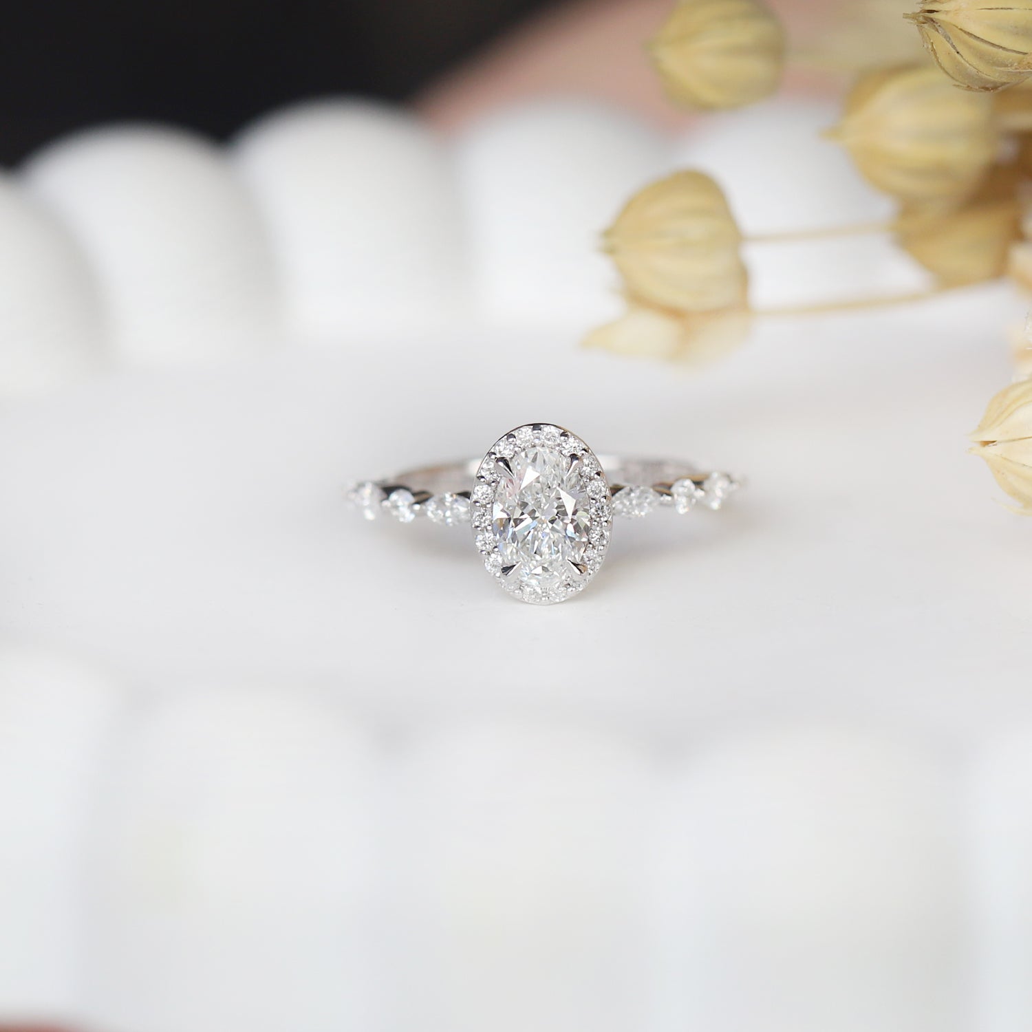 1.00 Karat E SI2 GIA Sertifikalı Vintage Elena Pırlanta Yüzük