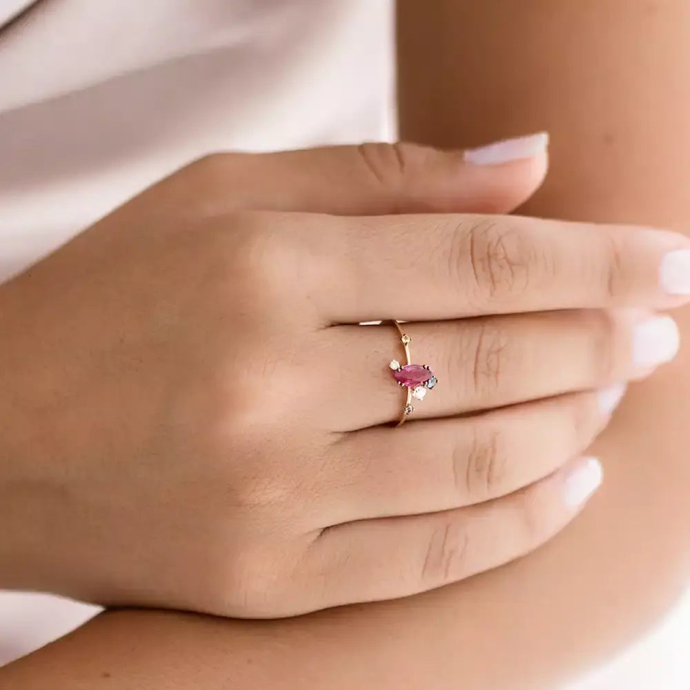 1.07 CT Yakut ve Multicolor Safir Taşlı Rose Altın Yüzük