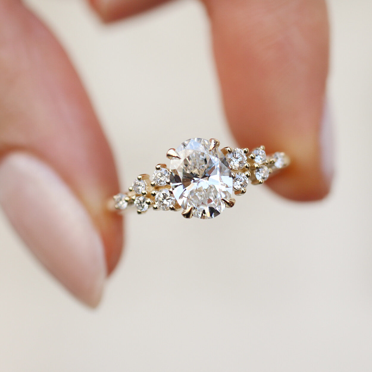 1.20 CT E SI2 GIA Sertifikalı Vintage Özel Tasarım Asimetri Pırlanta Yüzük